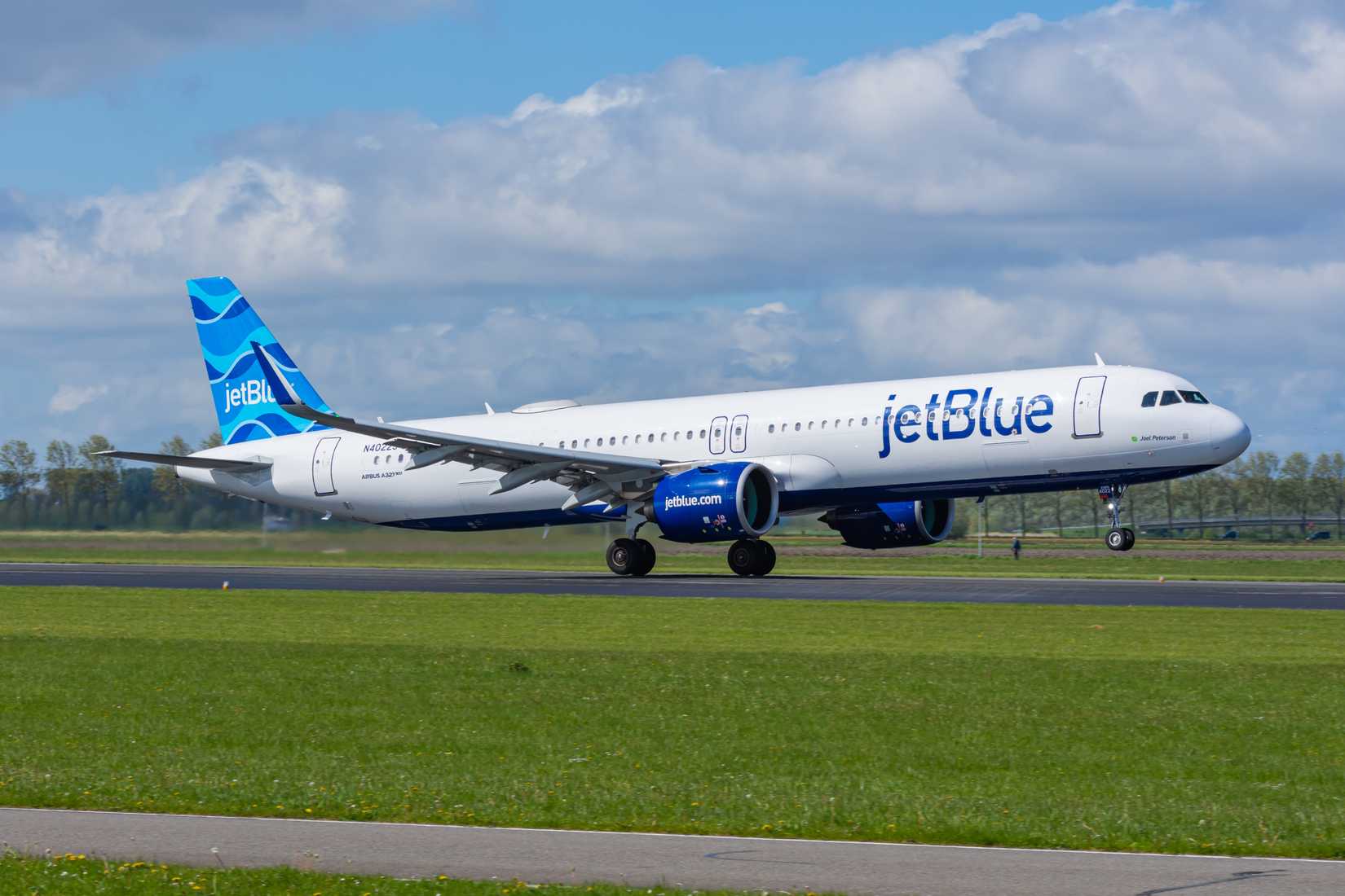 JetBlue A321LR در آمستردام
