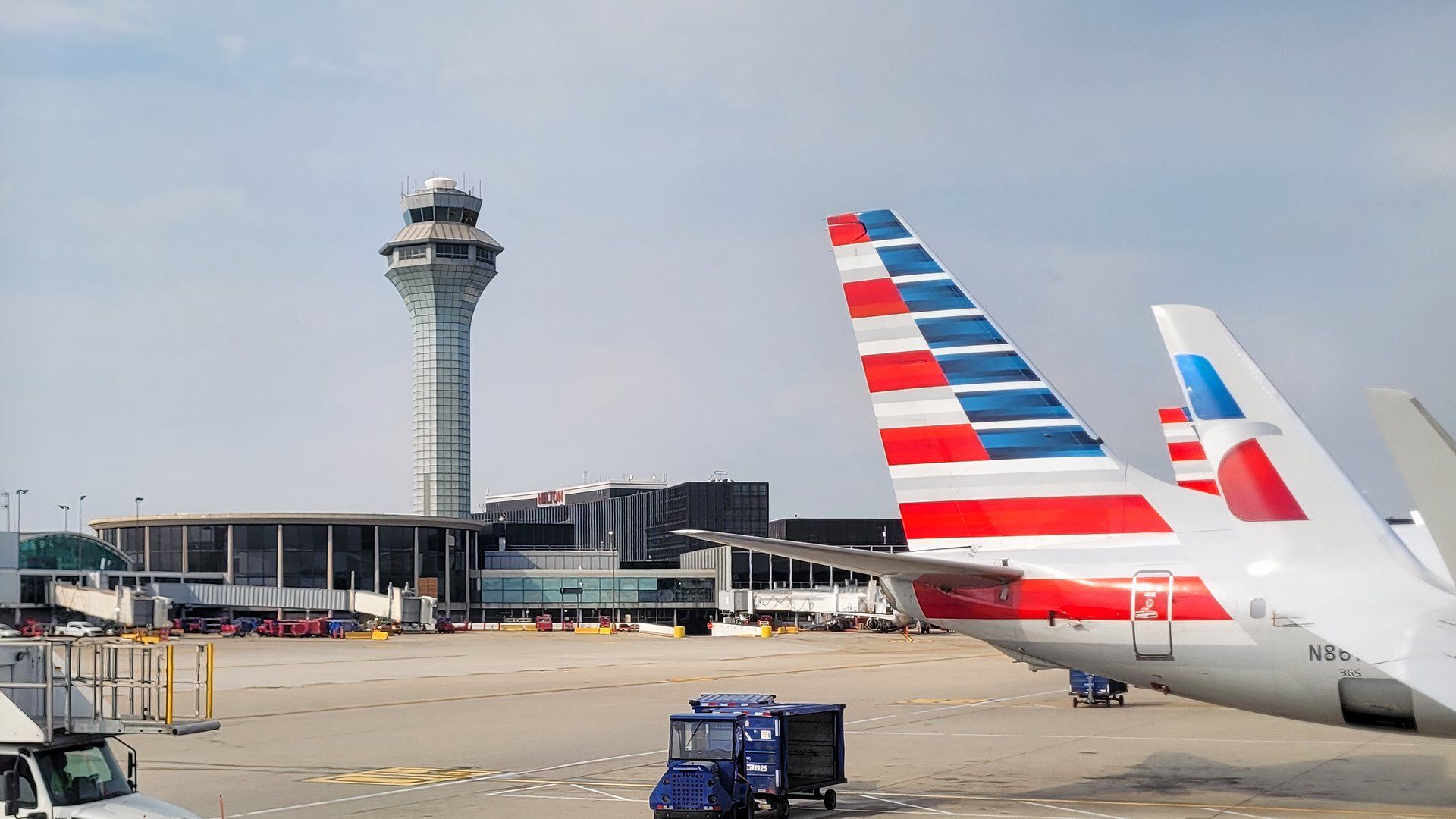 American Airlines Boeing 737-823 tail at Chicago O'Hare International Airport
