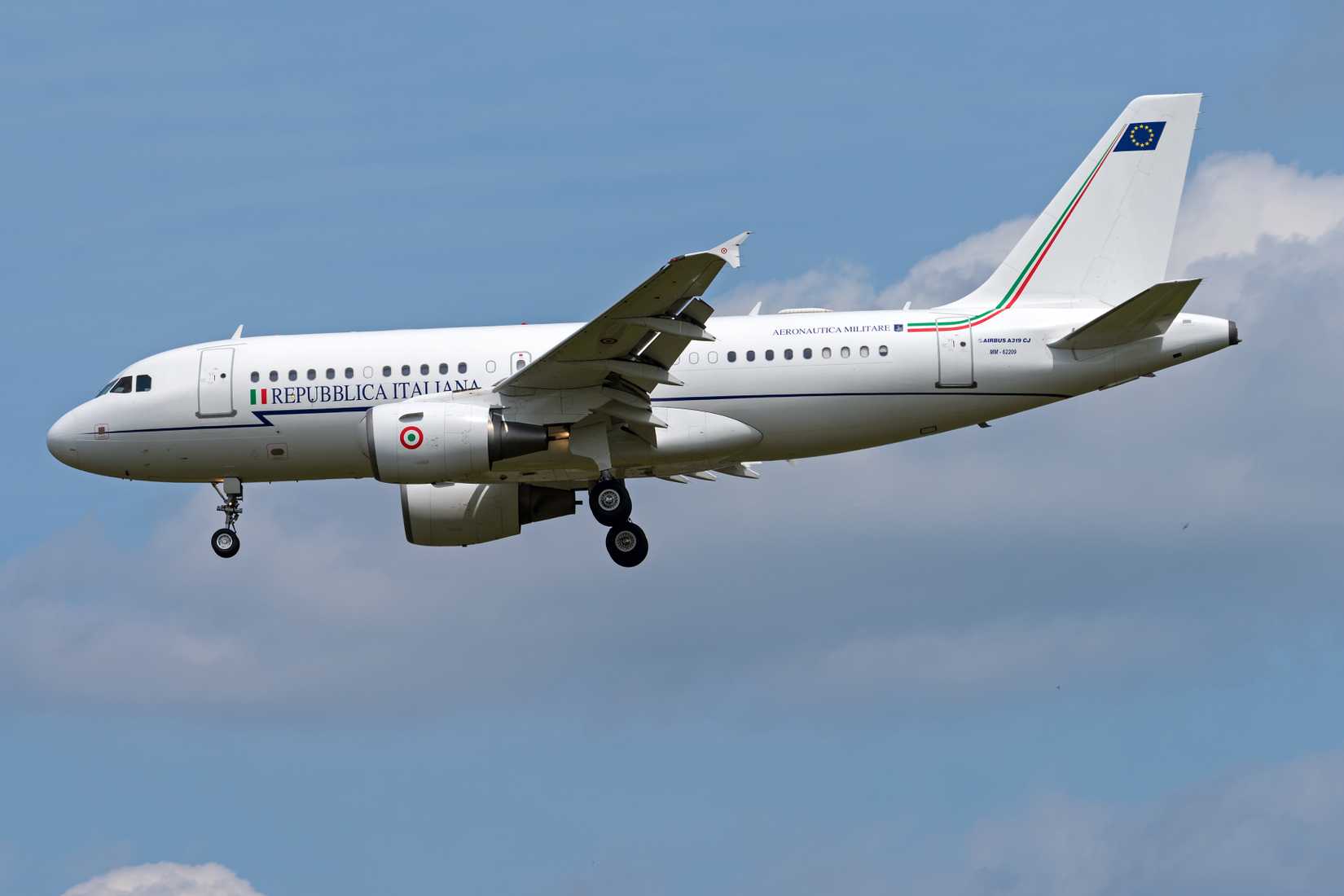 Italian Air Force Airbus VC-319A On Approach