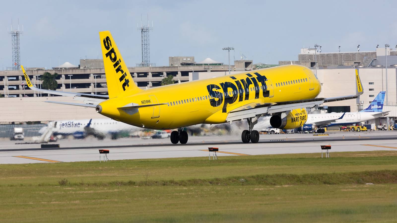 Trump-Owned? President Considers Buying Spirit Airlines Himself If ‘The Price Is Right’