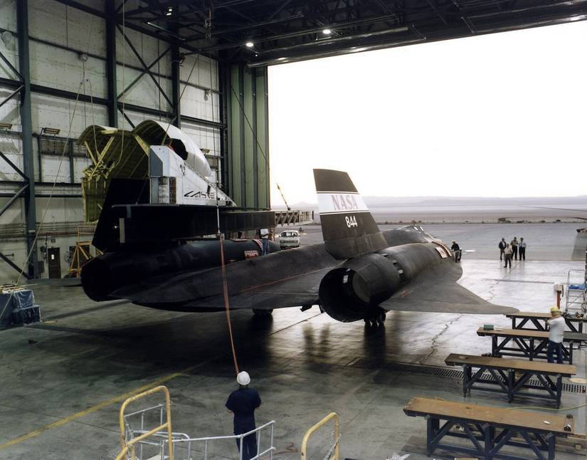 The Linear Aerospike SR-71 Experiment is mounted on a NASA SR-71 aircraft Aug. 26, at the NASA Dryden Flight Research Center, Edwards, California.