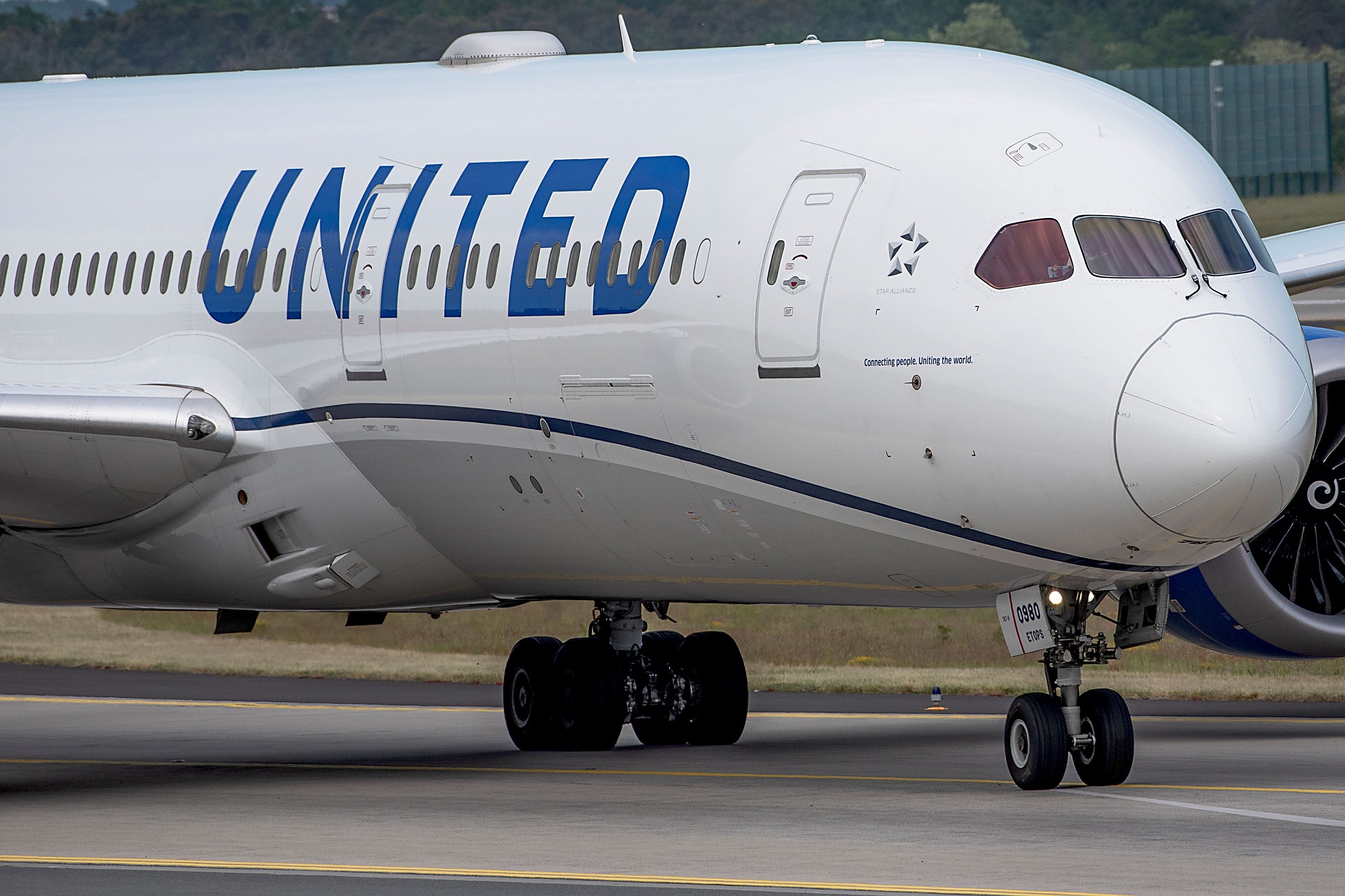 Switzerland Bound: United Airlines To Bring Luxury Boeing 787-9 To