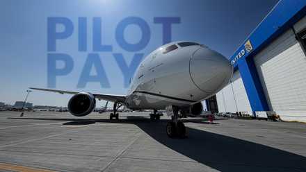 United Airlines' Boeing 787 Captains Can Clear Nearly $600,000 A Year Here's The Full Picture
