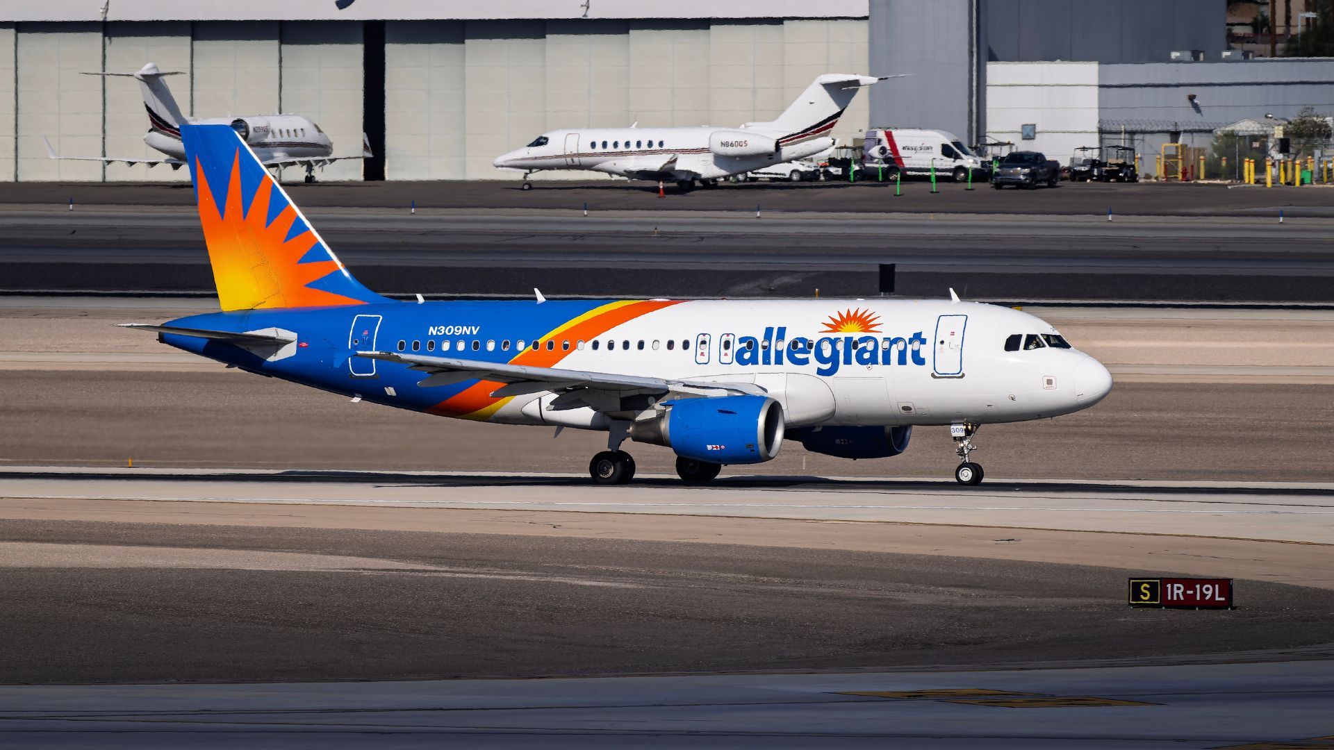 Downsizing: Allegiant Air To Close Bellingham & Savannah Crew Bases In November