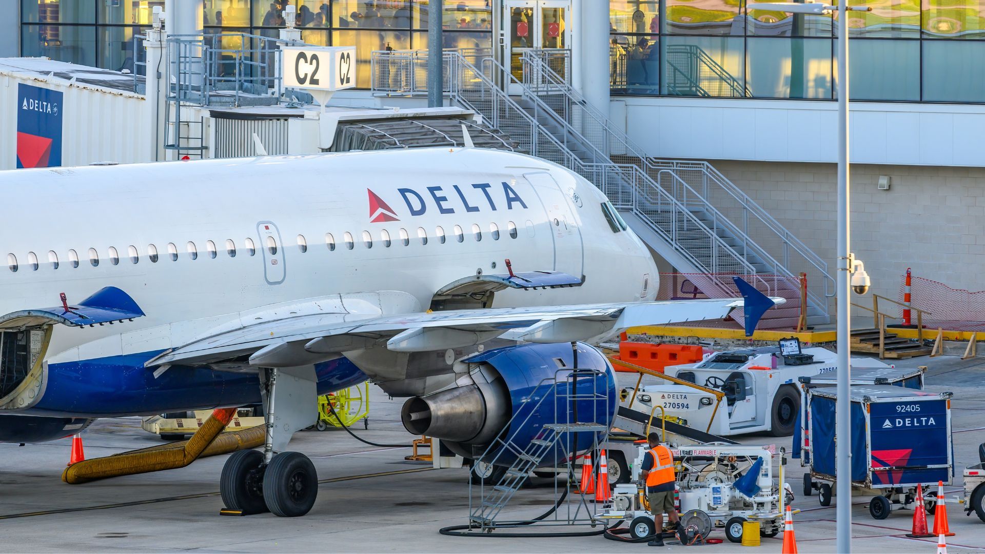 Delta Refuelling at Gate