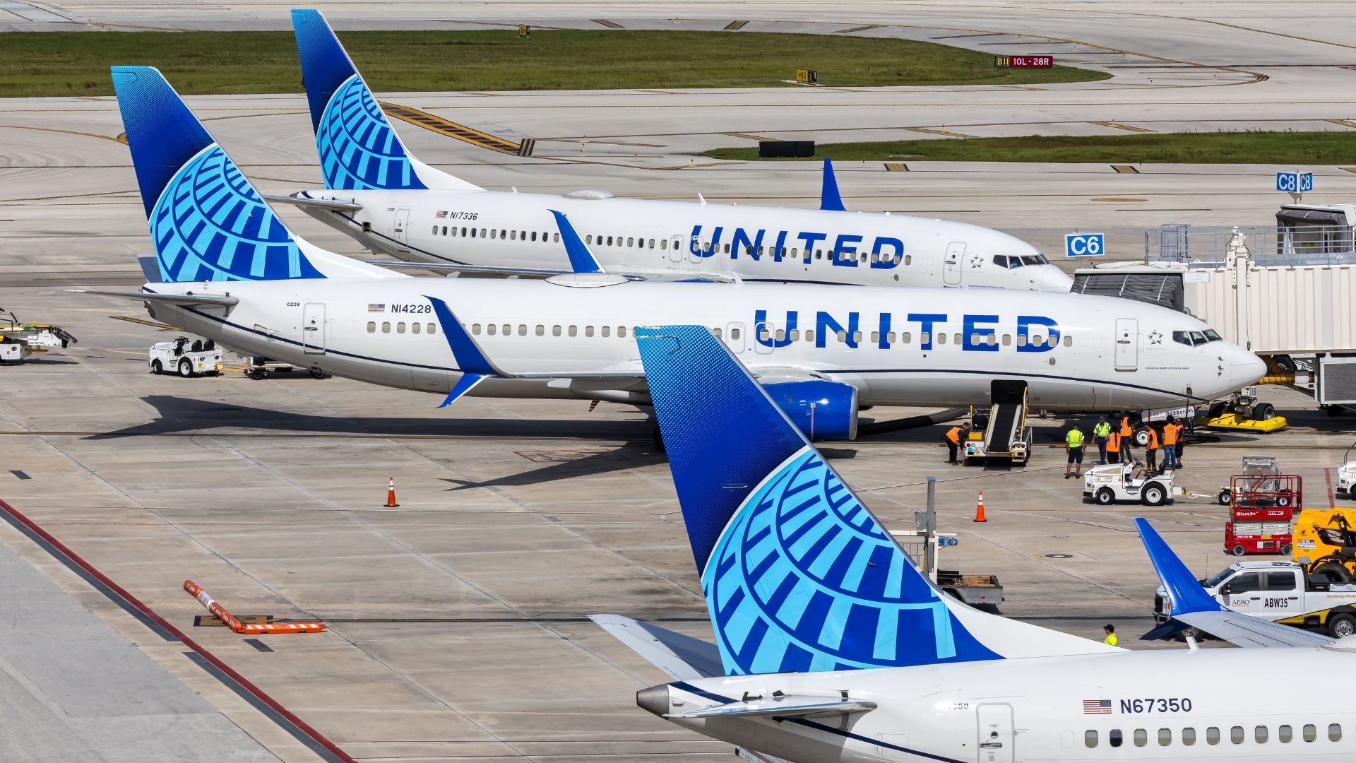 United Airlines Sued Over Firing 76-Year-Old Aircraft Tech Who Took Water While Feeling Ill