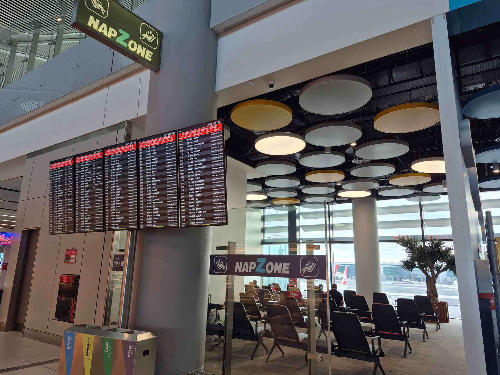Istanbul Airport (IST) nap zone
