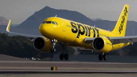 Spirit Airlines coming into land