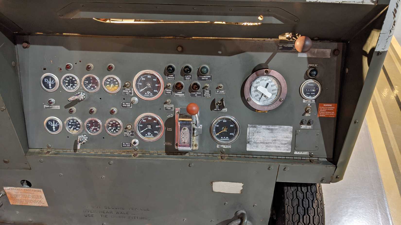 AG330_starter_cart_control_panel