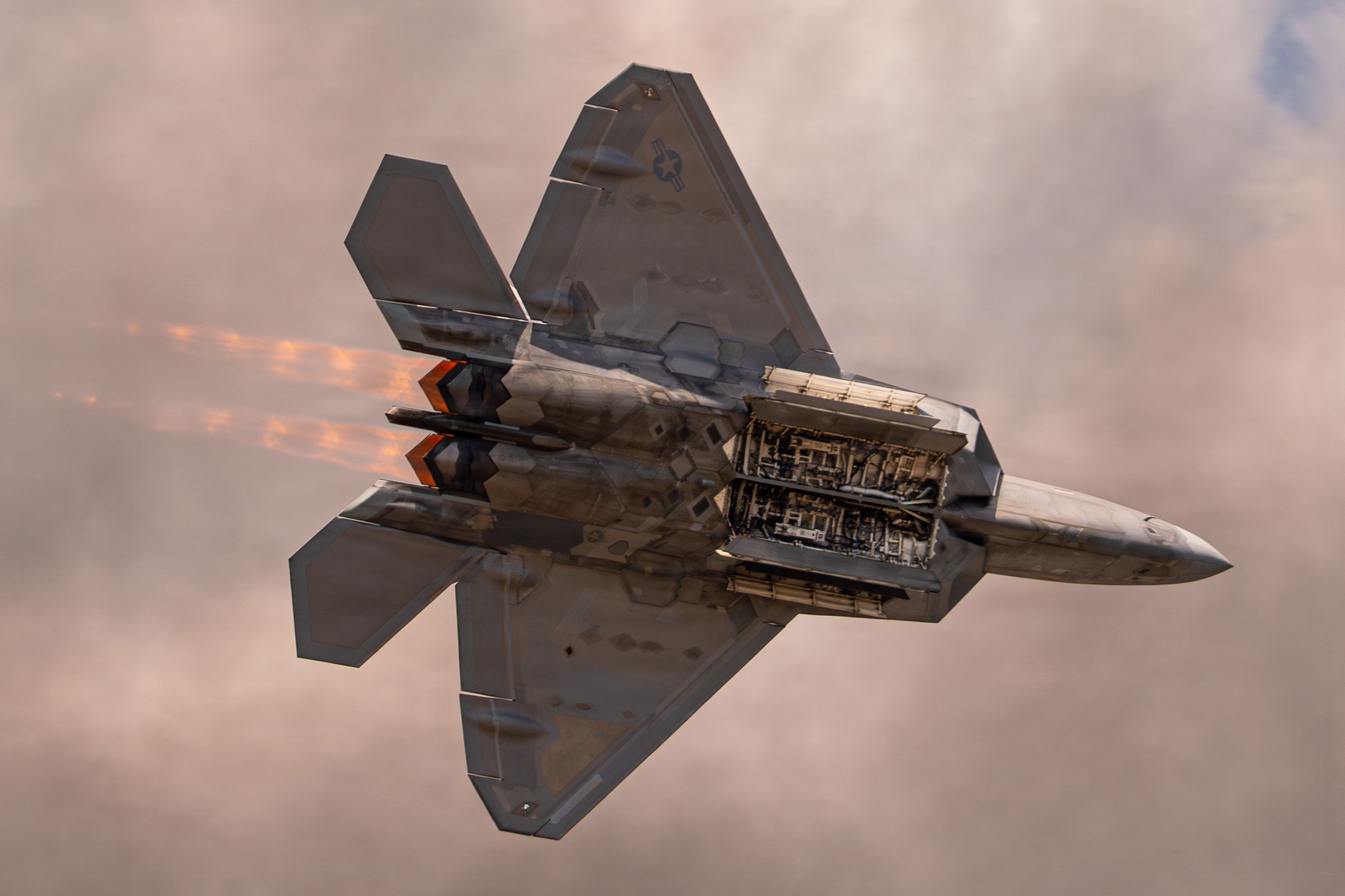 Why The X-29's Backward Wings Worked Perfectly But Were Never Used