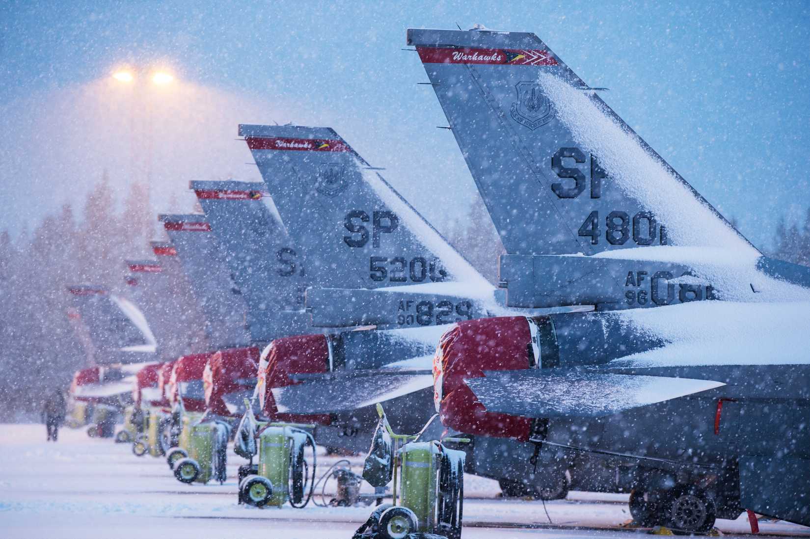 Air Force F-16 Fighting Falcons assigned to the 480th Expeditionary Fighter Squadron sit on the flight line at Kallax Air Base, Sweden, Oct. 25, 2018.
