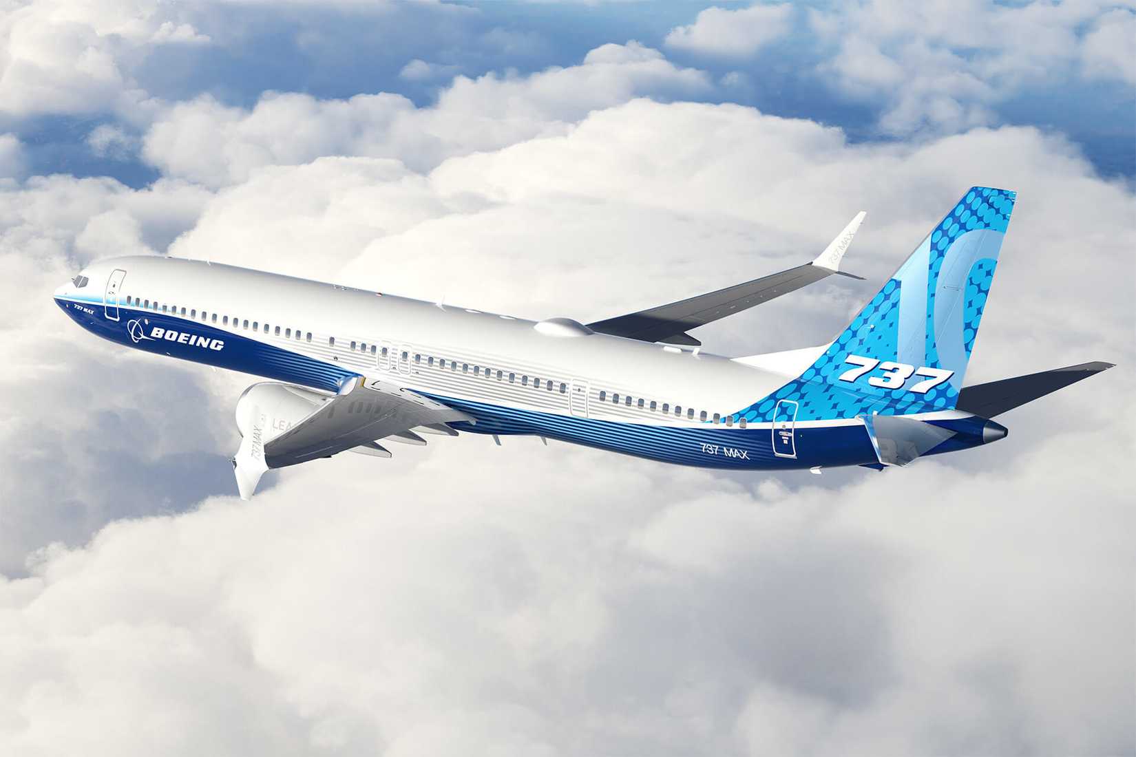 Boeing 737 MAX 10 above clouds