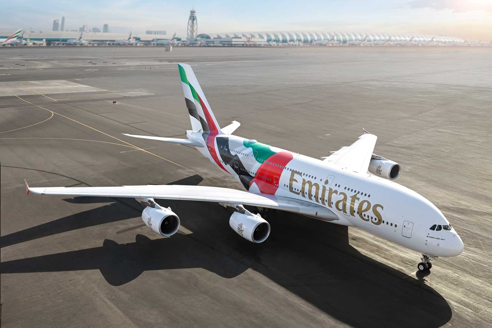 Emirates A380 new decal A6-EVG apron