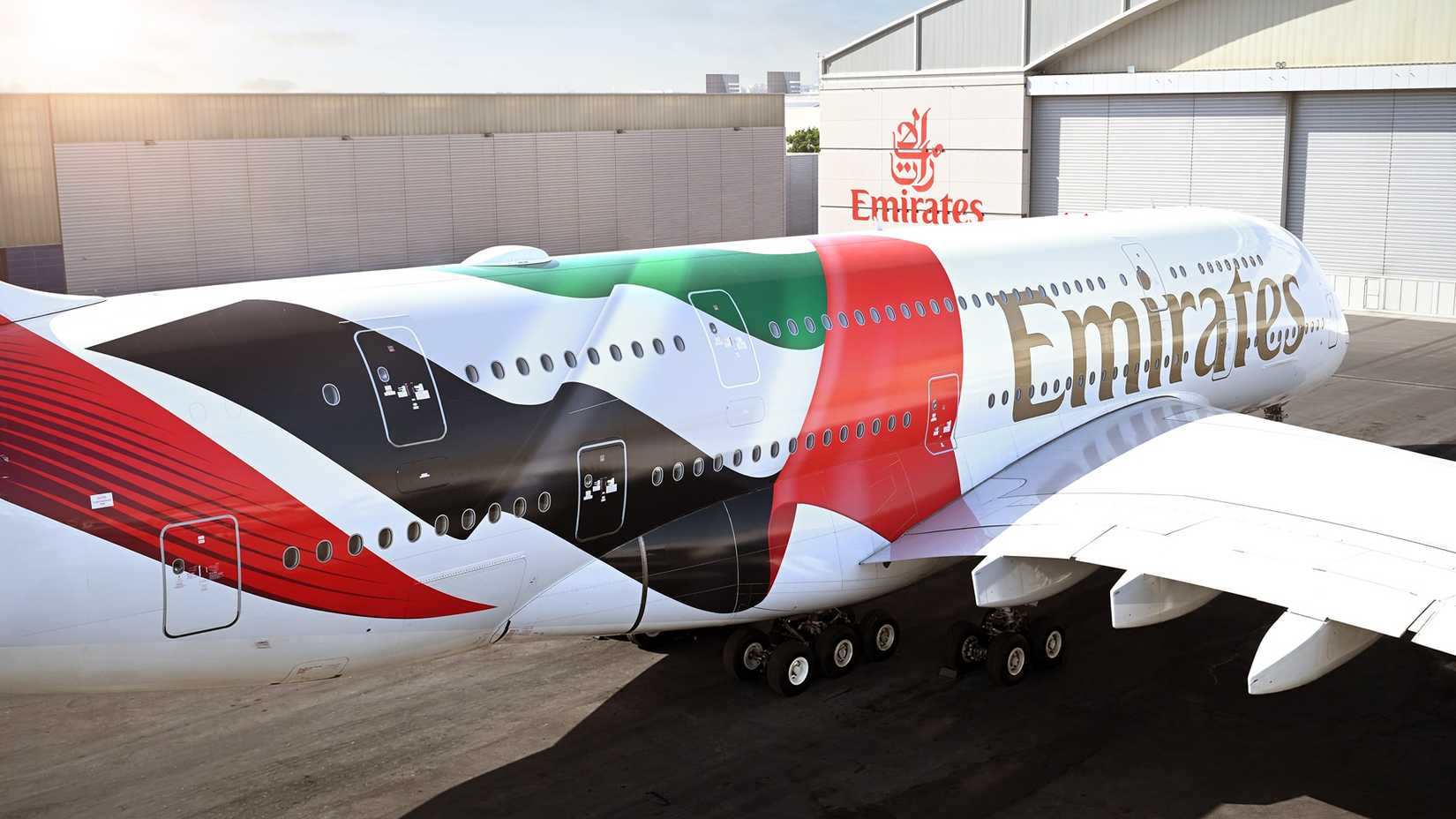 Emirates A380 new decal A6-EVG