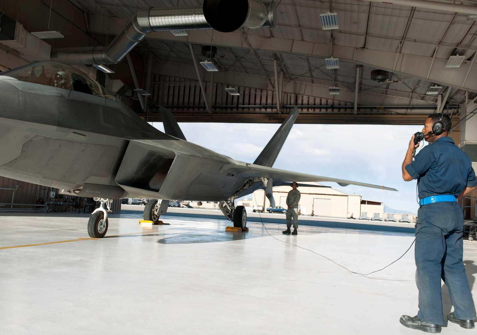 F-22 in the hangar
