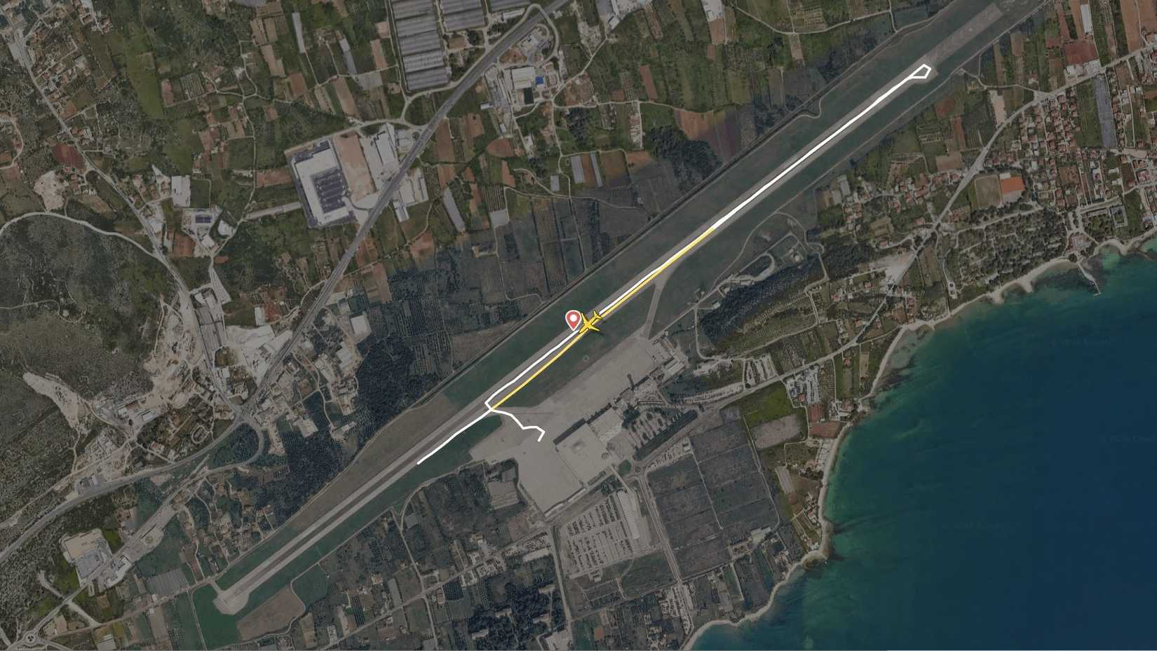 flightradar24 croatia airlines split runway excursion