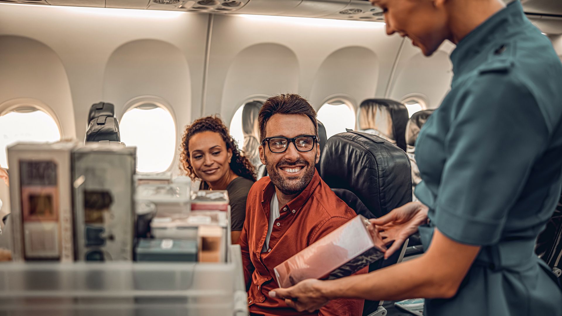 From Goody Bags To Overhead Bins The Passenger Habits Flight Attendants Actually Love