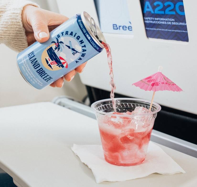 Island Breeze Straighaway Cocktails Breeze Airways (1)