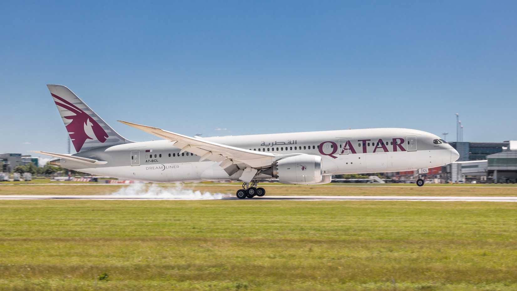 QR 787 by kamilpetran Shutterstock 169