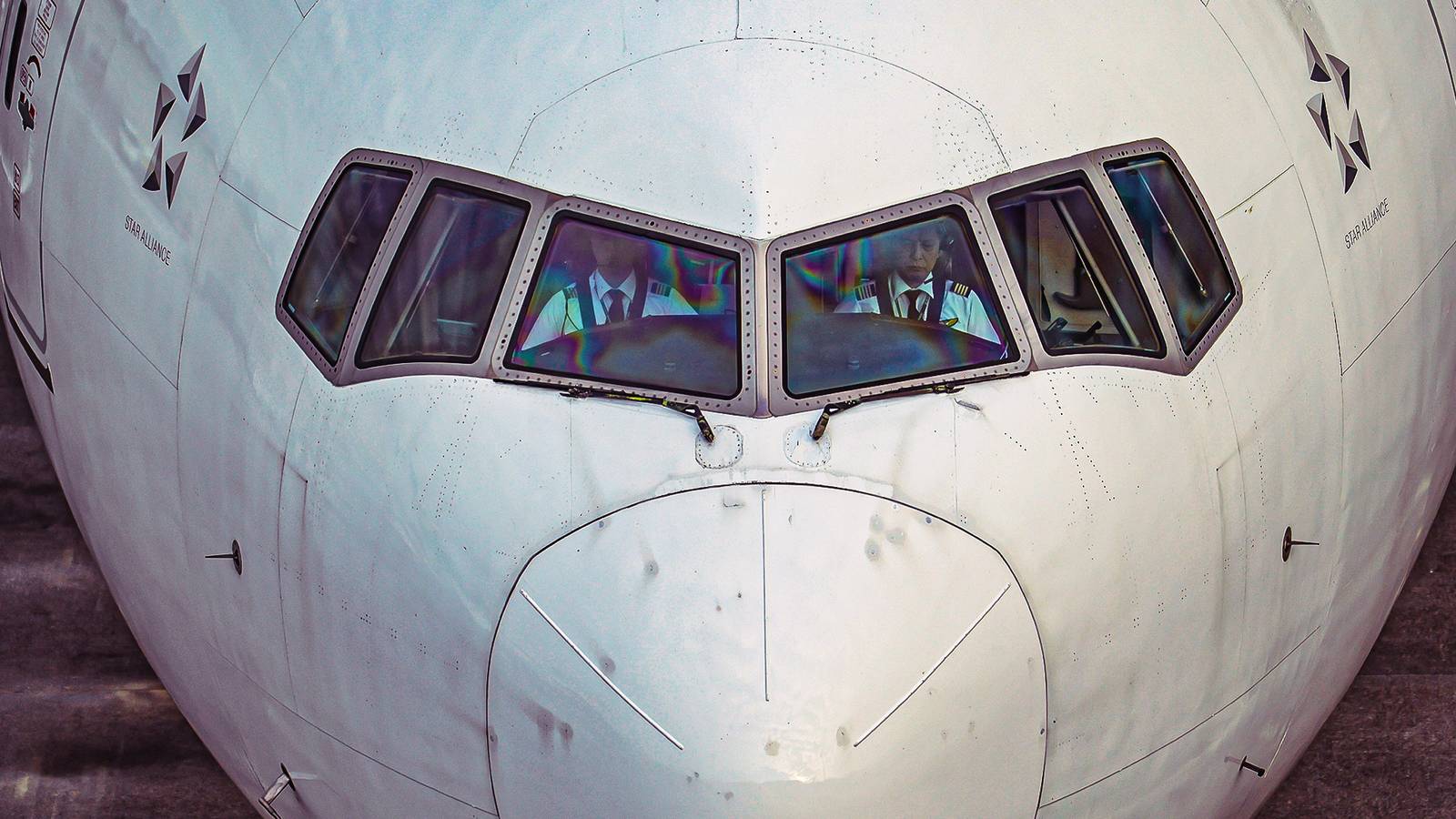 The Real Reason Pilots Say Feet Instead Of Meters & Why Changing It ...