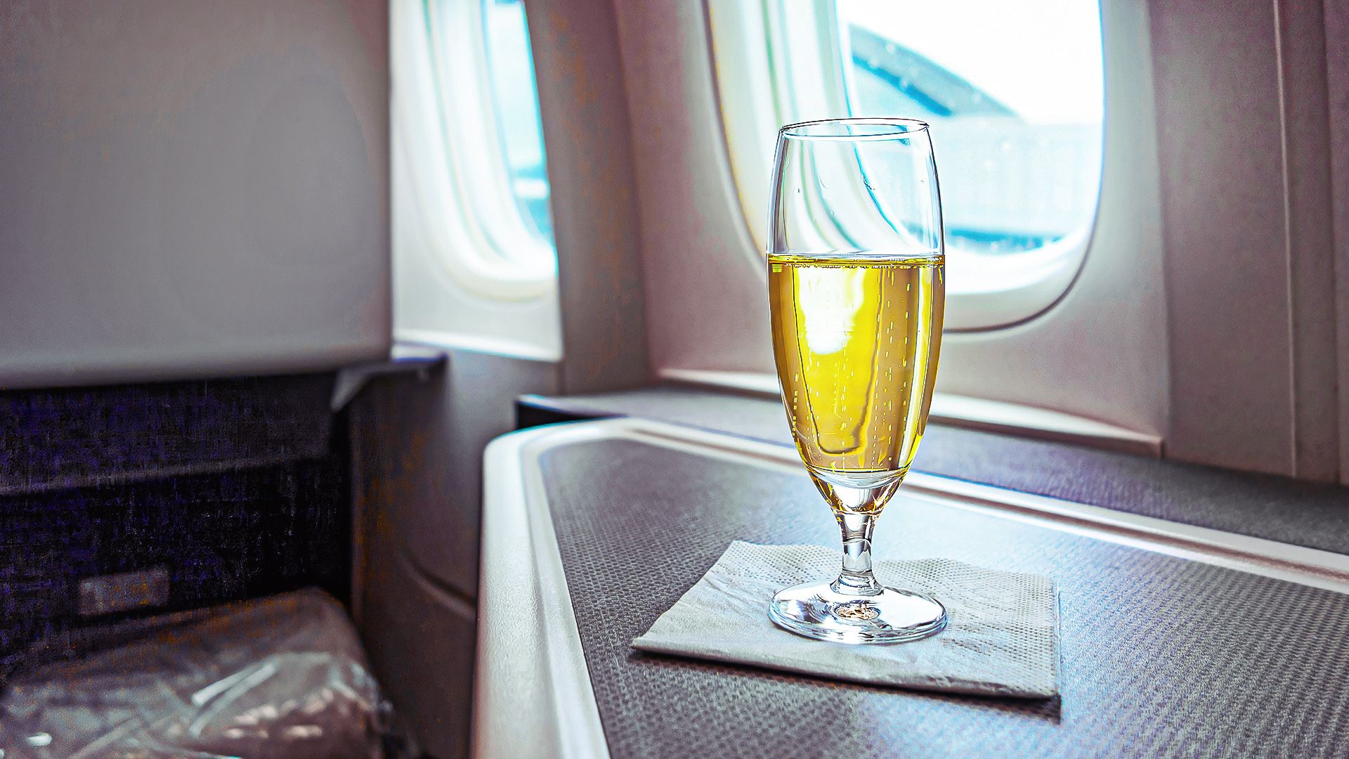 UK Flights: Drunk Passenger Rules & Penalties 2026