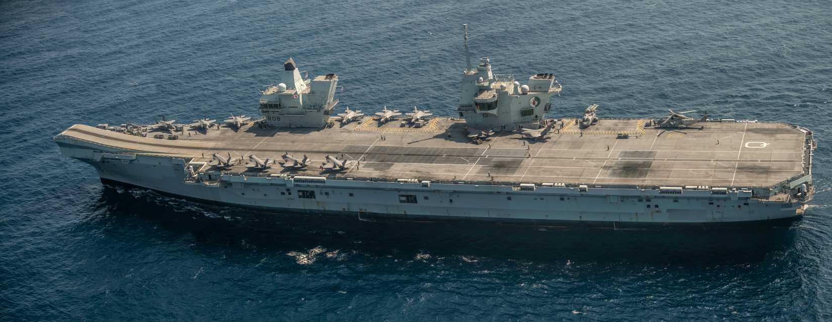 Royal Navy aircraft carrier HMS Queen Elizabeth (R 08) sails through the Gulf of Oman.