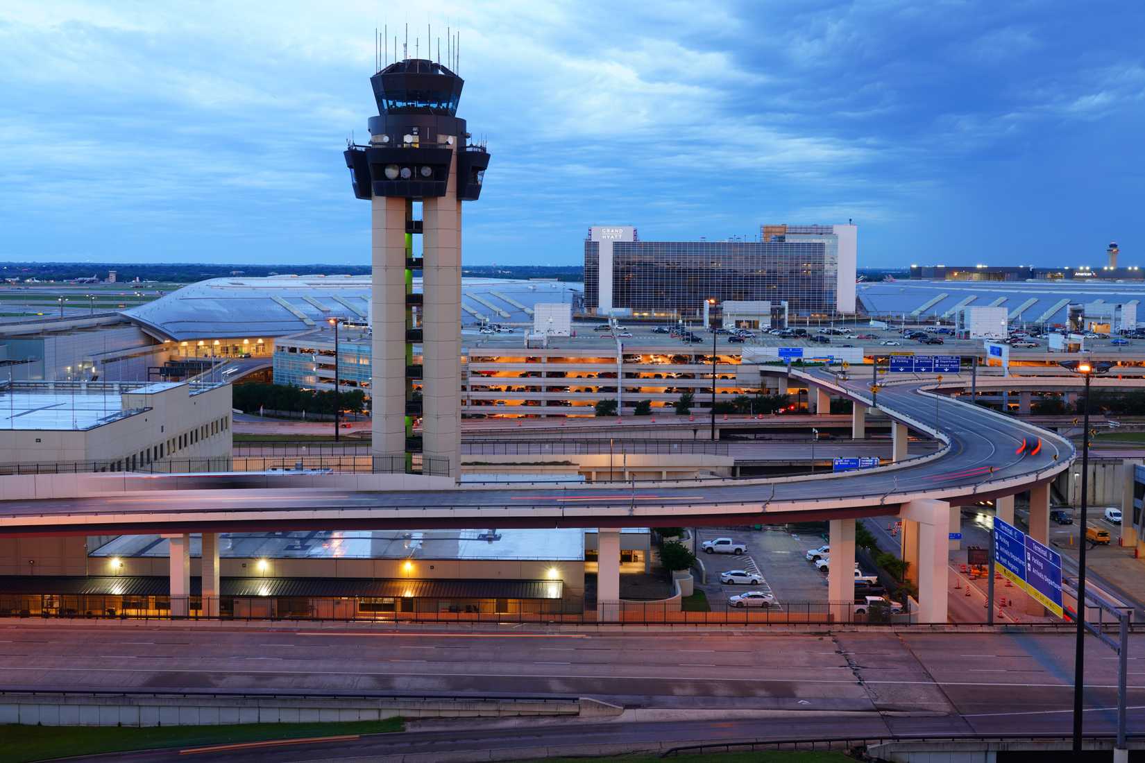 Dallas ATC tower