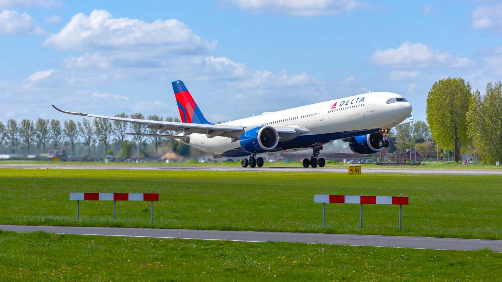 Delta A330neo Takeoff