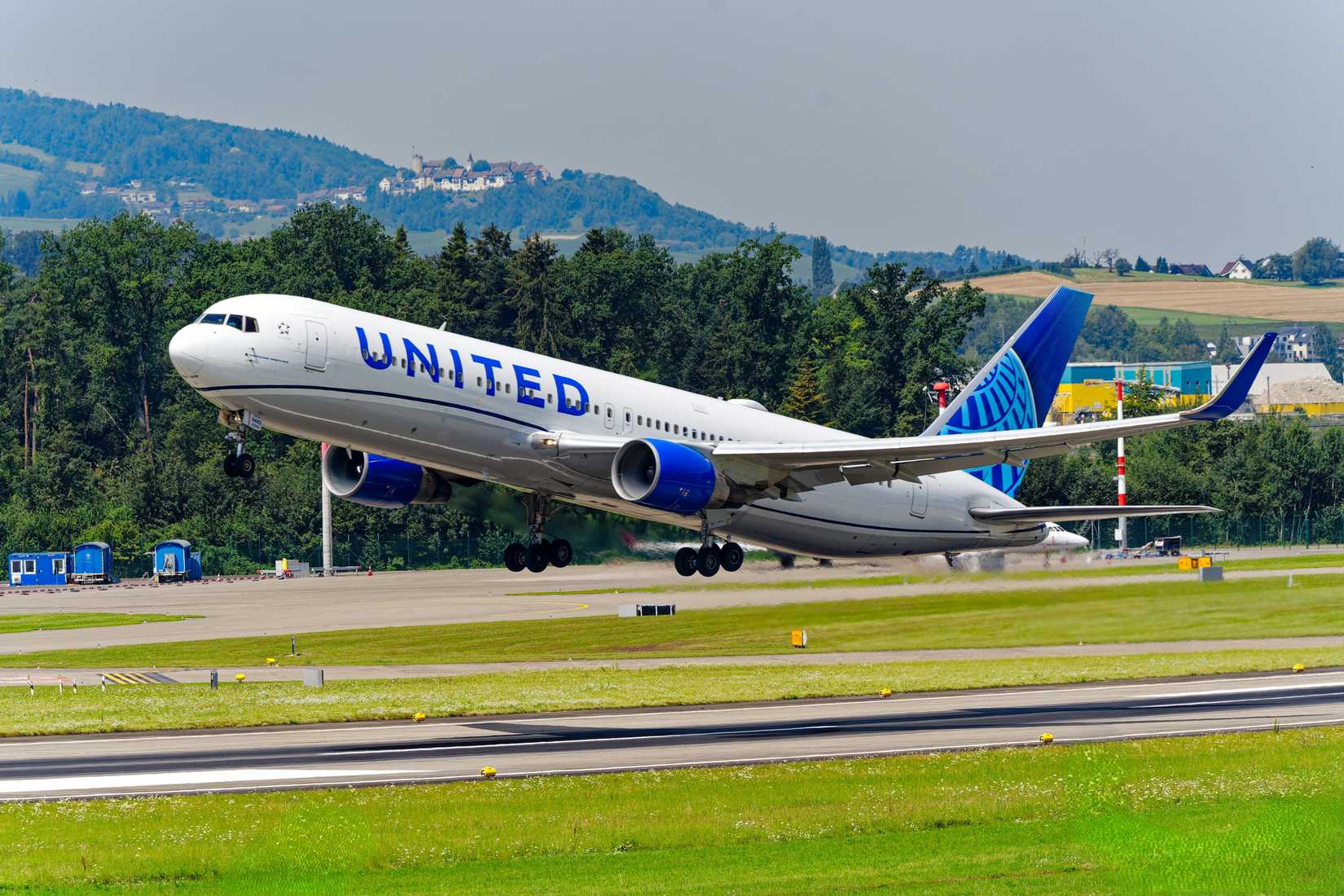 United Boeing 767-300ER taking off