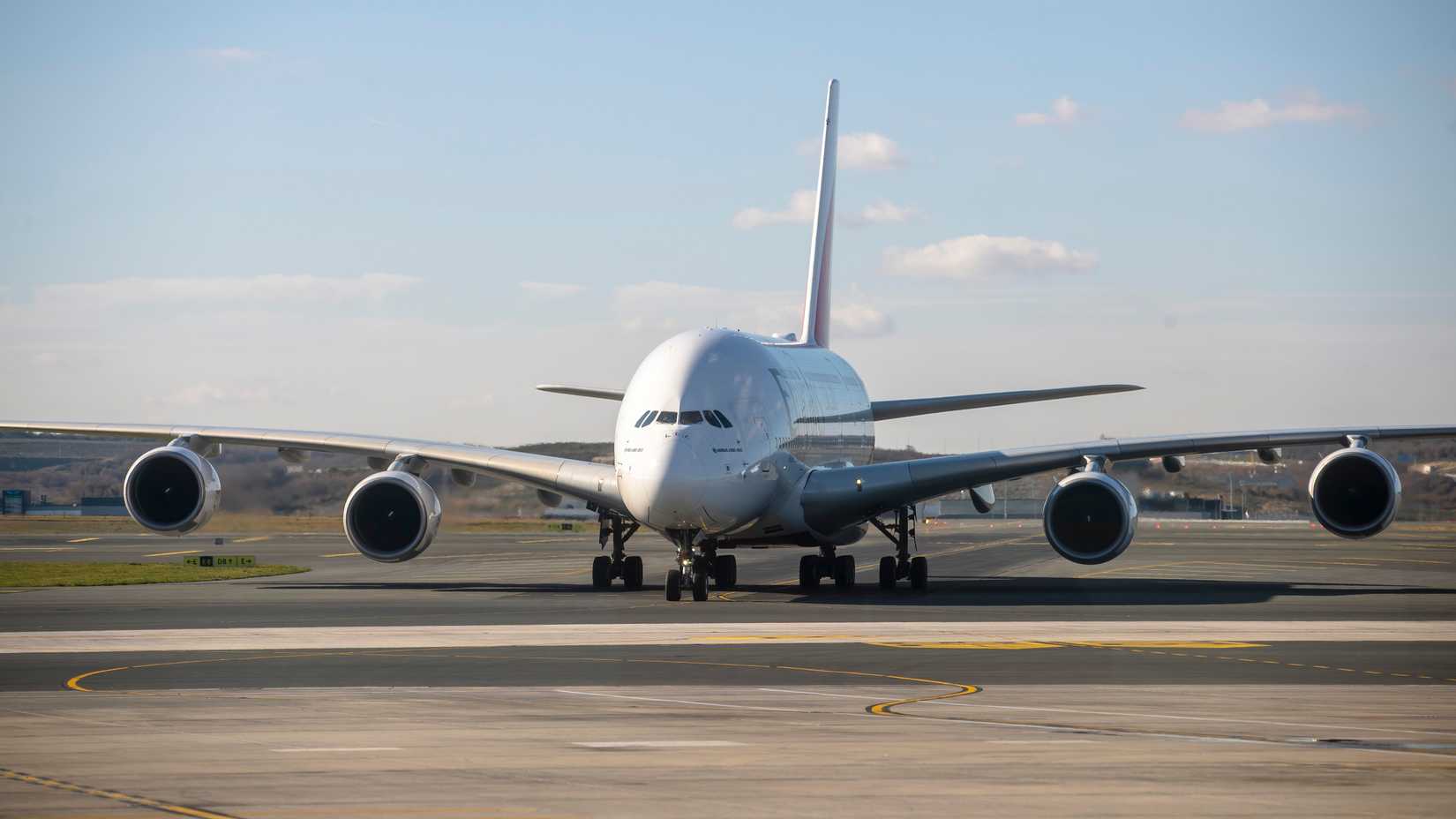 Emirates A380 Taxiing