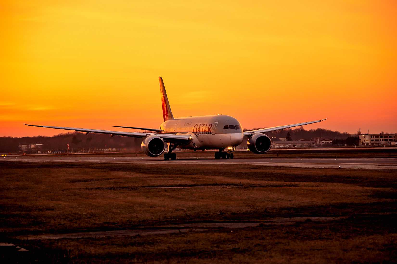Qatar 787 At Sunset