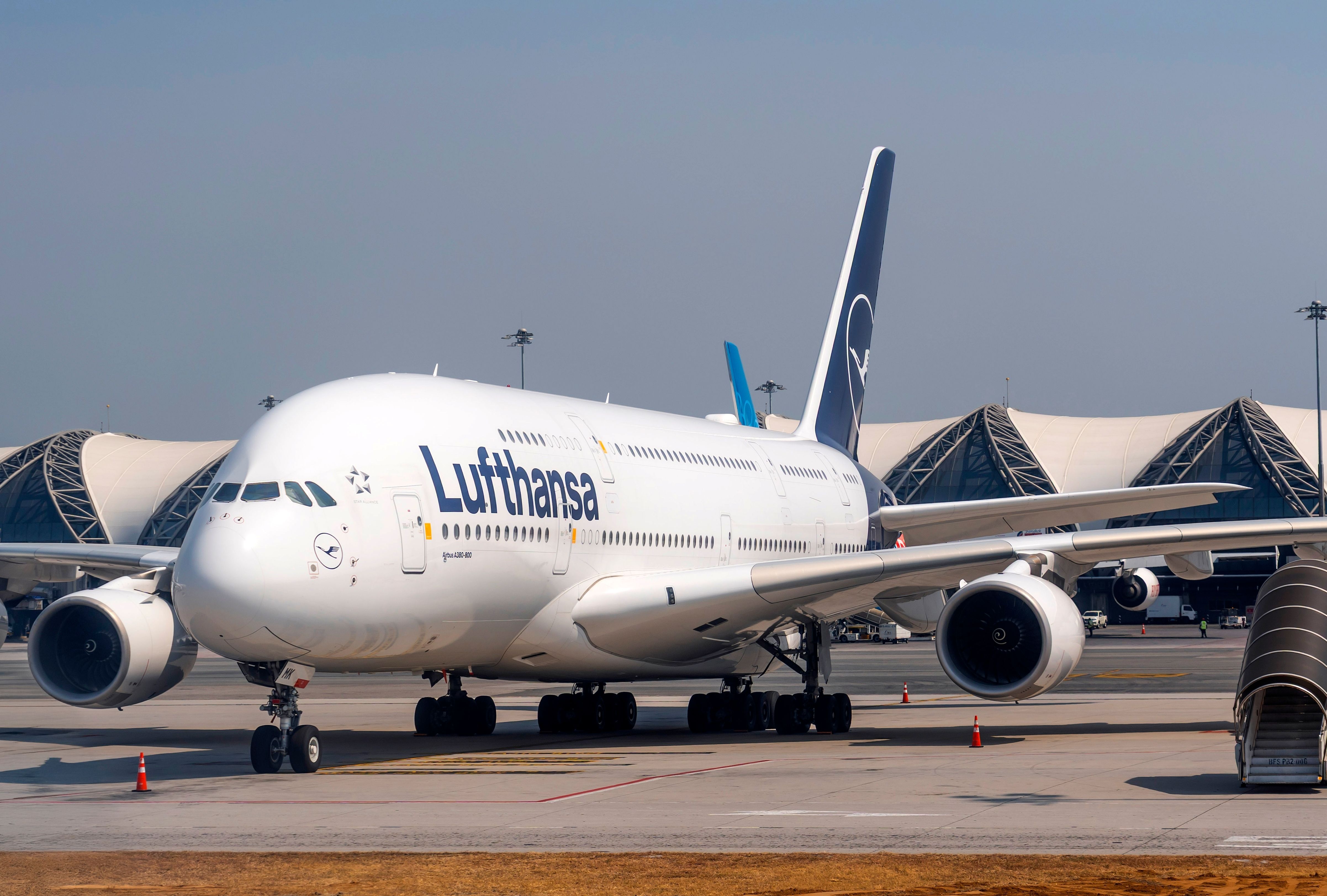 Where Does Lufthansa Fly The Airbus A380? The Complete 8-Route