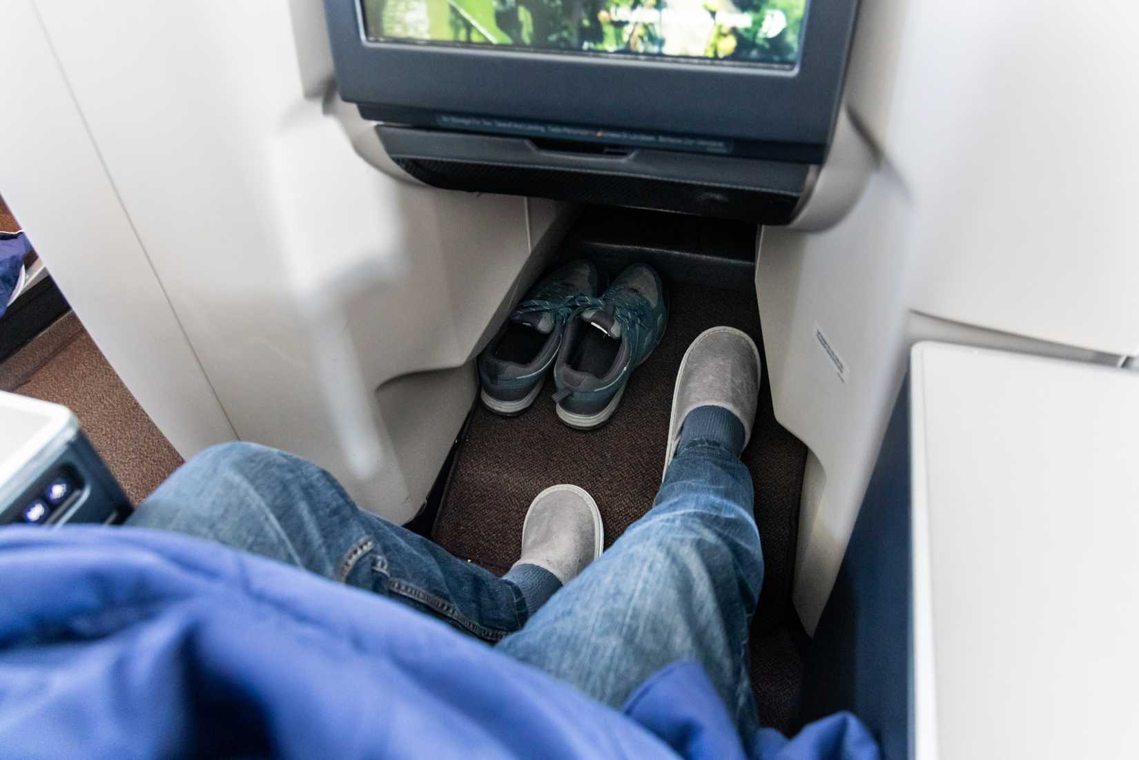business class seat legroom