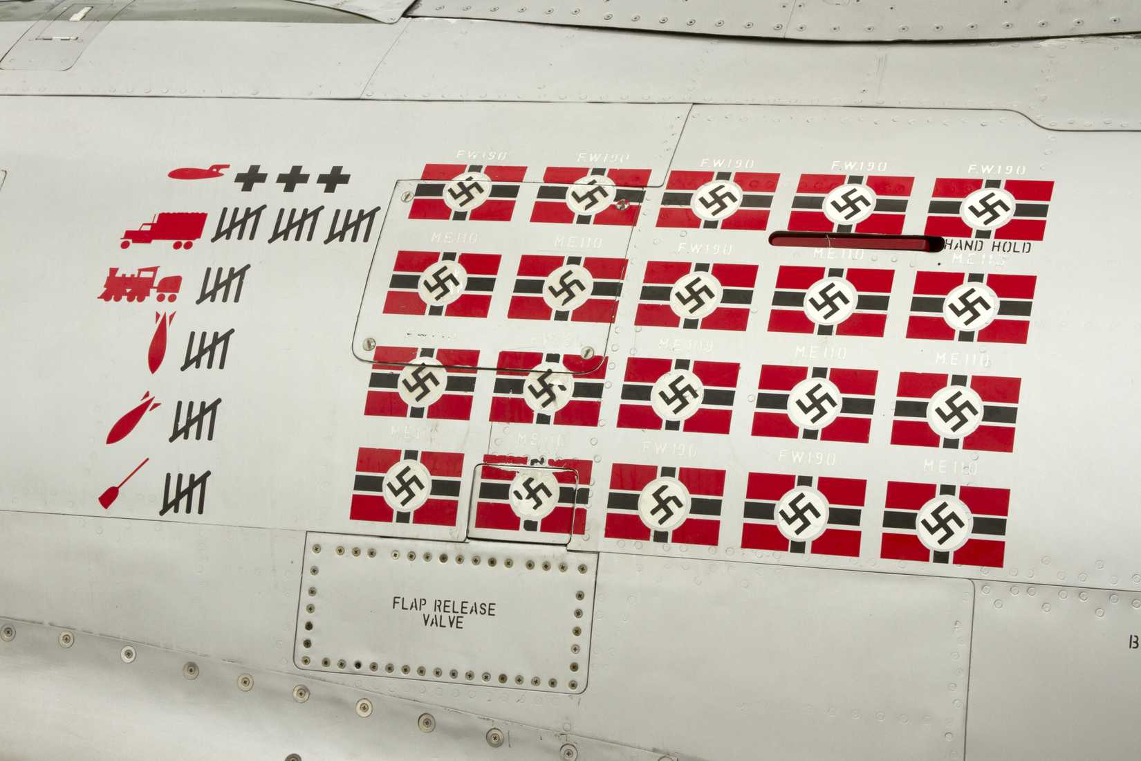 Kill markings on a P-47 aircraft
