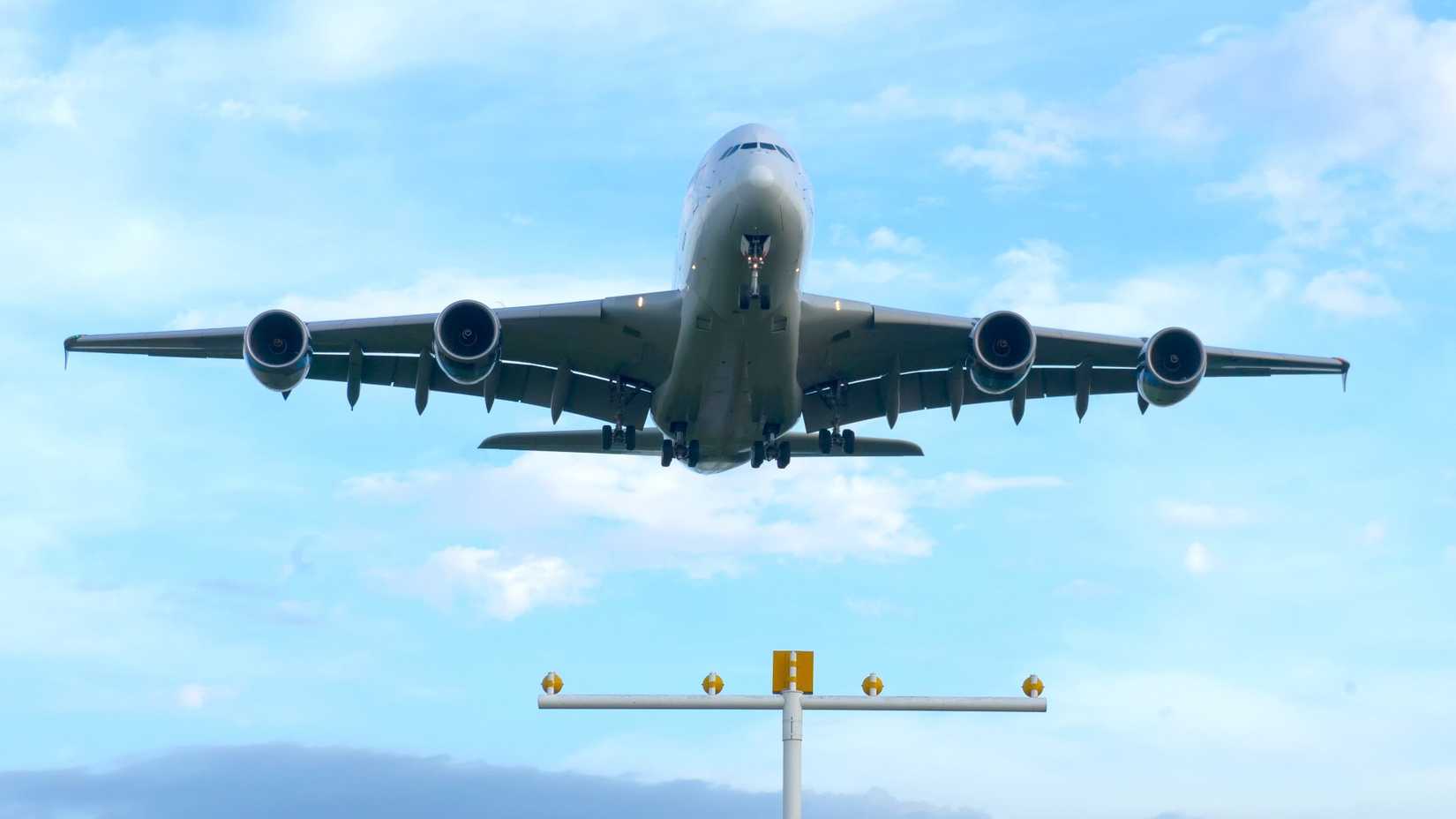 Airbus A380 Landing