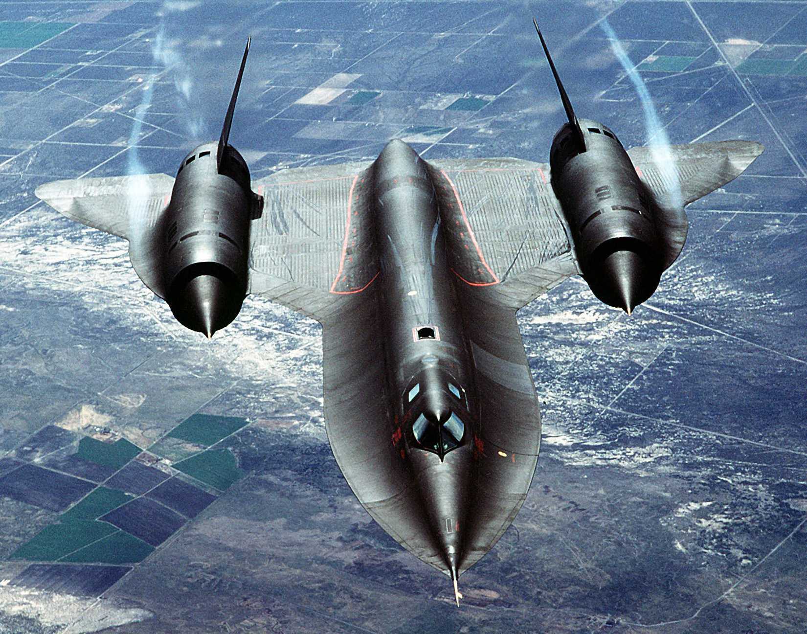 Lockheed SR-71 in flight