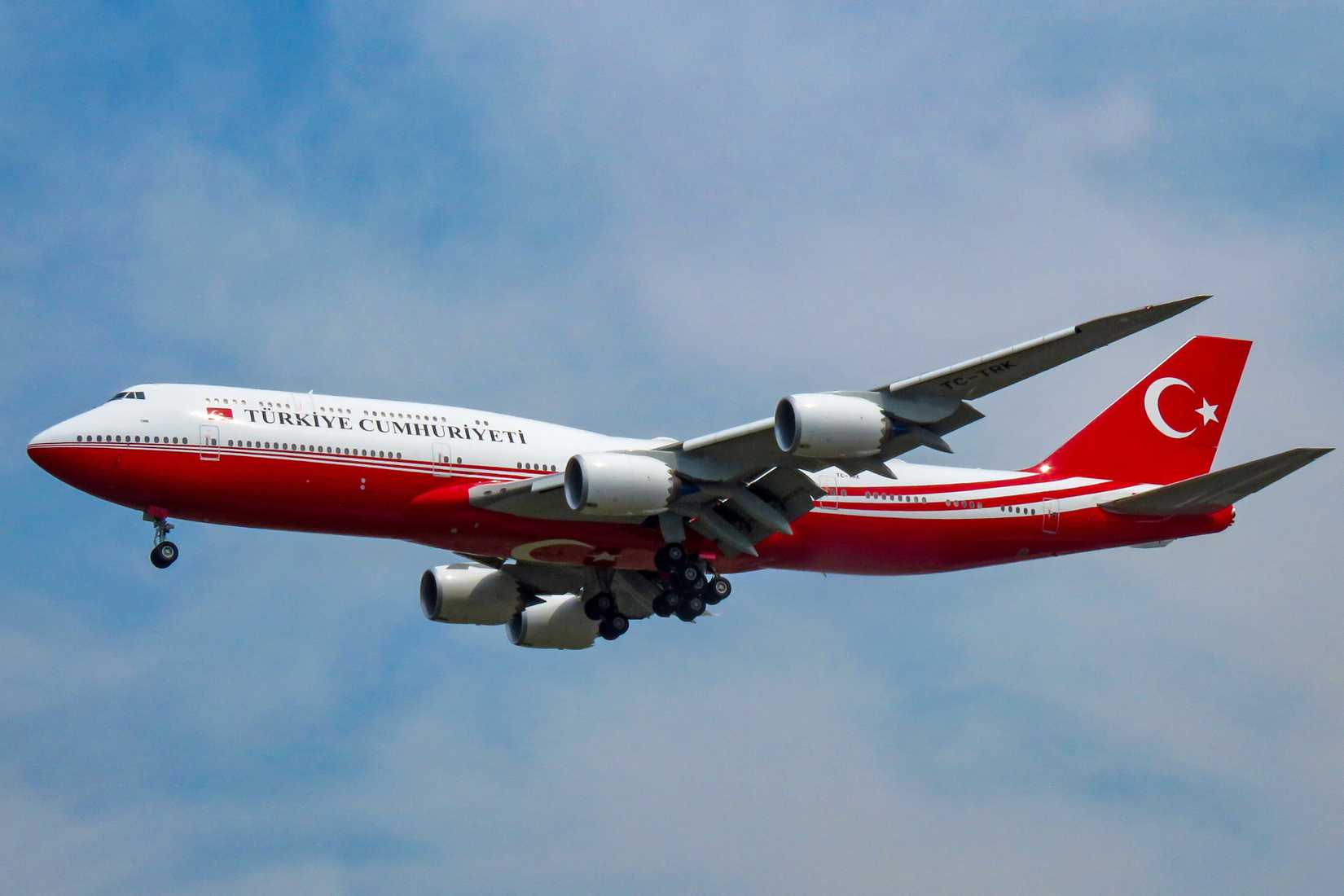 Turkish Presidential Boeing 747-8 landing at Beijing Airport