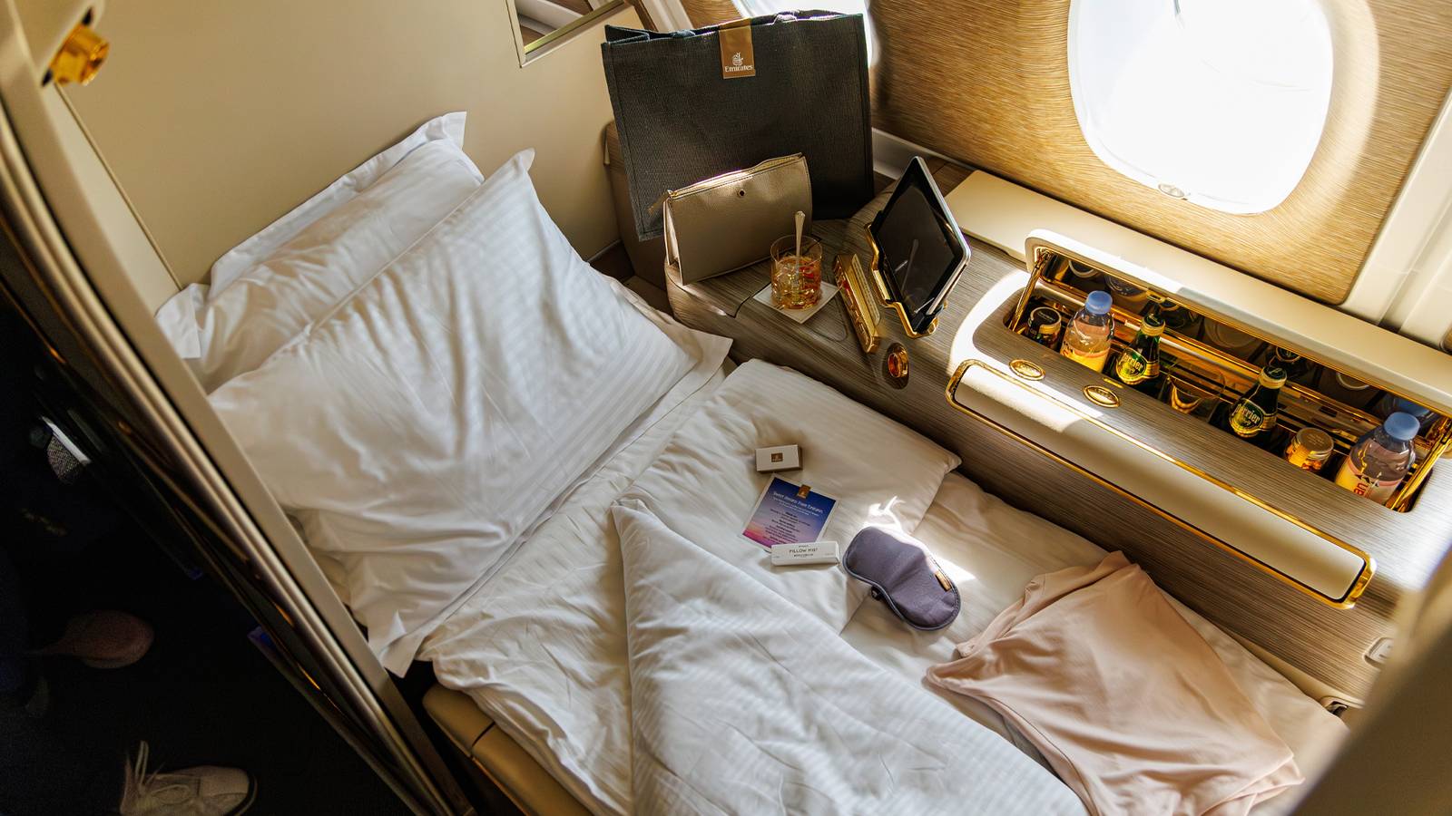 Emirates A380: Retrofit Bilionário Redefine Classes de Luxo e Experiência de Voo