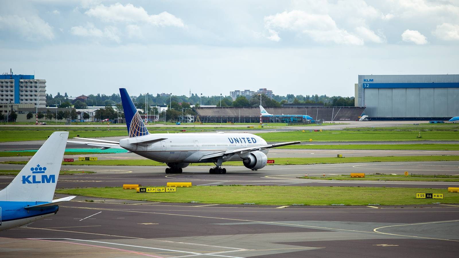 14 Hours Lying Flat: United Polaris Passenger Pays $7,400, Gets Just $350 For Broken Seat