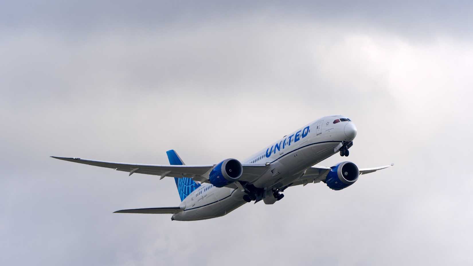 United Airlines passenger airplane Boeing 787-9 Dreamliner N27957 taking off from German Frankfurt Airport on a cloudy autumn day. Photo taken November 3rd, 2025.