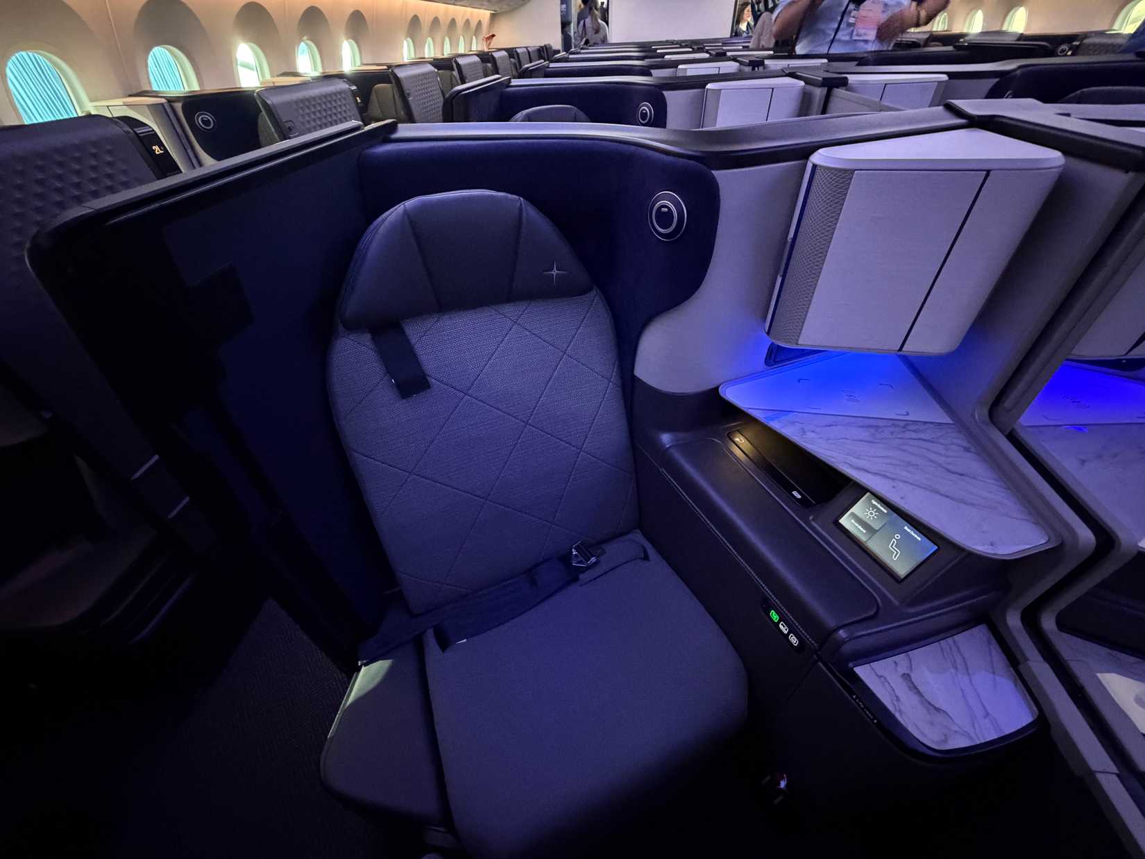 United Polaris business suite seat aboard 787-9 N61101.