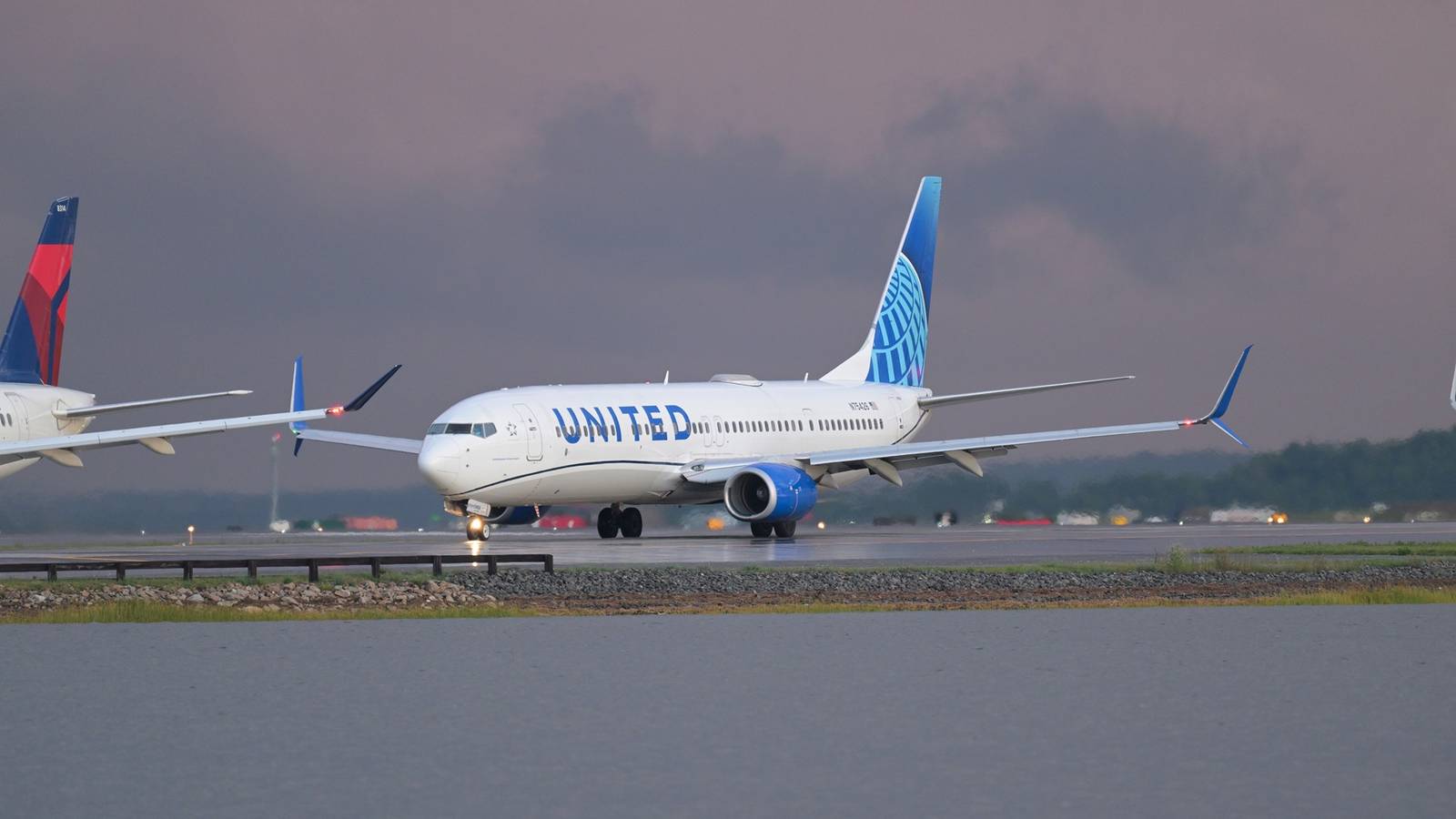 $752 To $1,156: United Airlines Says Mixed-Cabin Labeling Caused Pricing Confusion, Not Age