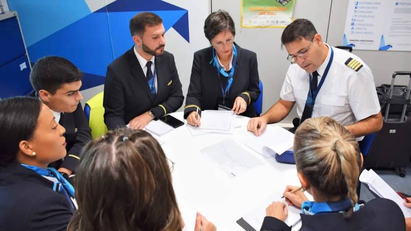 Azores Airlines pre-flight briefing