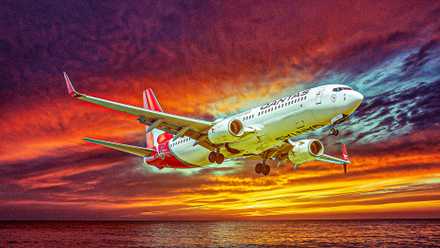 755 - Qantas Boeing 737-800 - FiledIMAGE _ Shutterstock