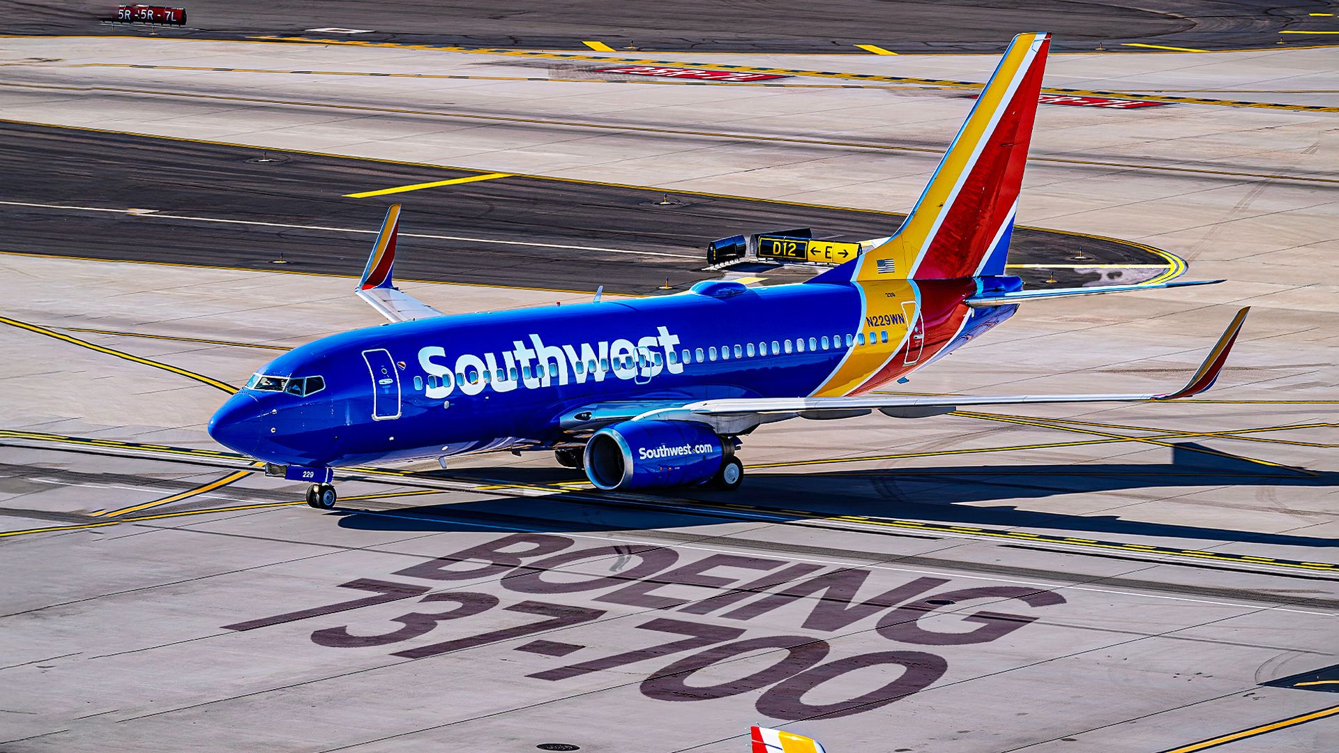 Southwest Airlines Boeing 737-700