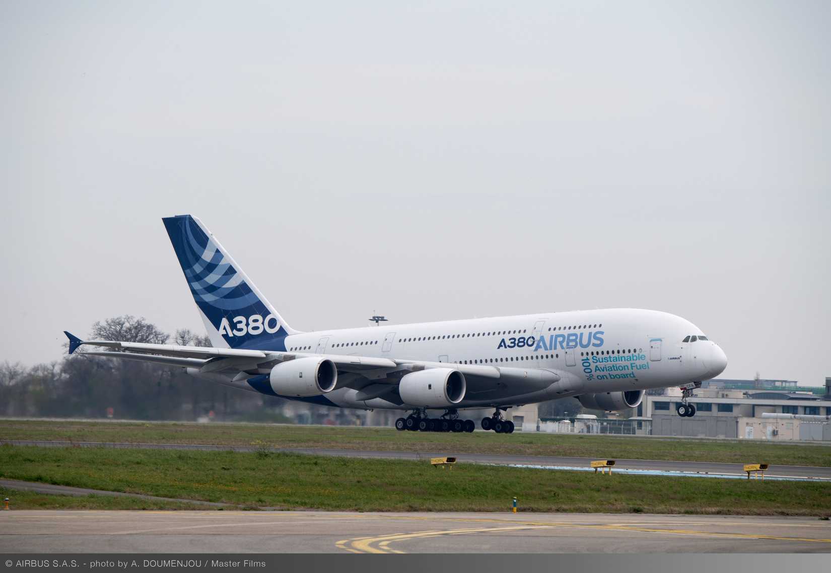 A380 MSN001 SAF flight 