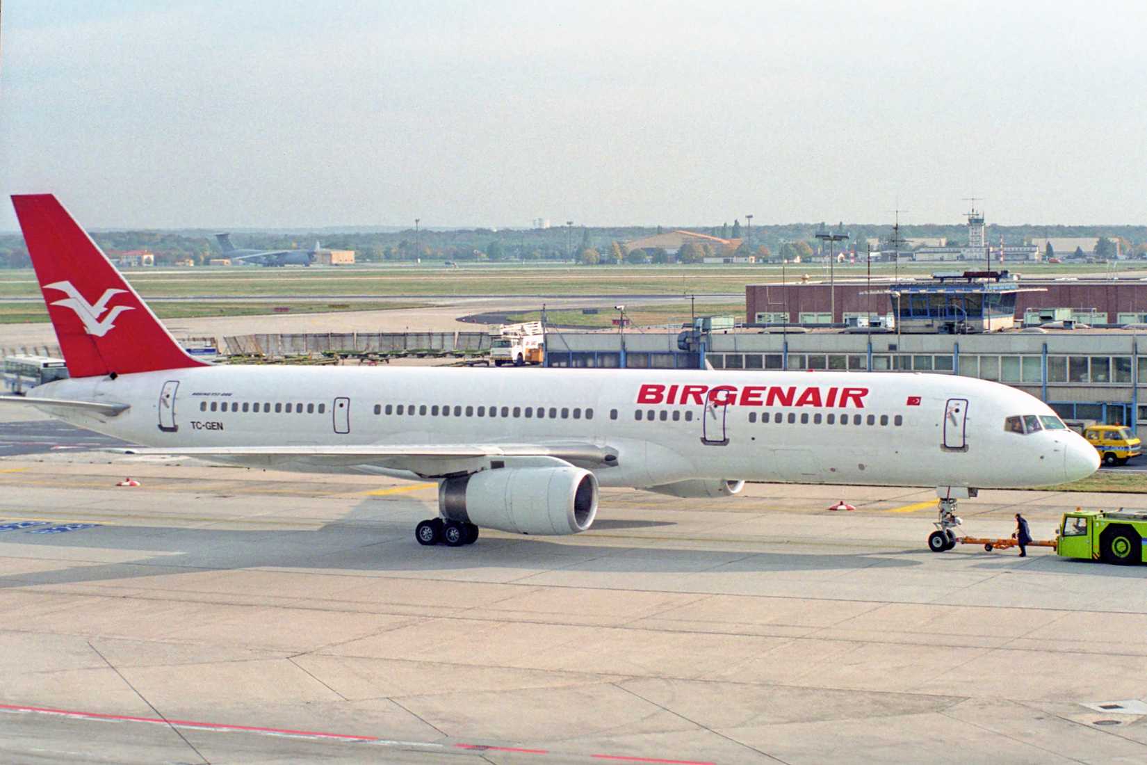 Birgenair Boeing 757 involved in Flight 301