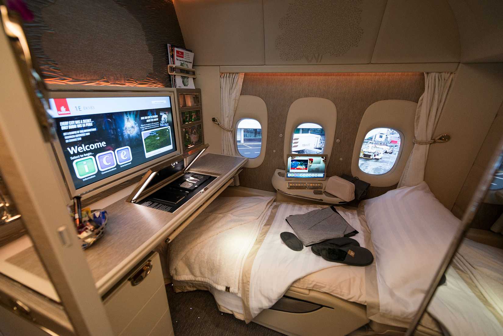 Emirates gamechanger first class on 777