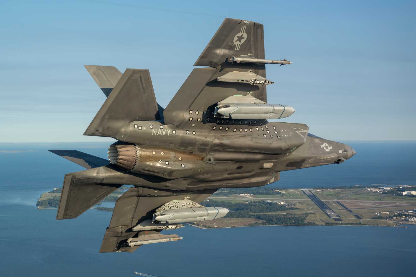 F-35C with AGM-158Cs at NAS Patuxent River
