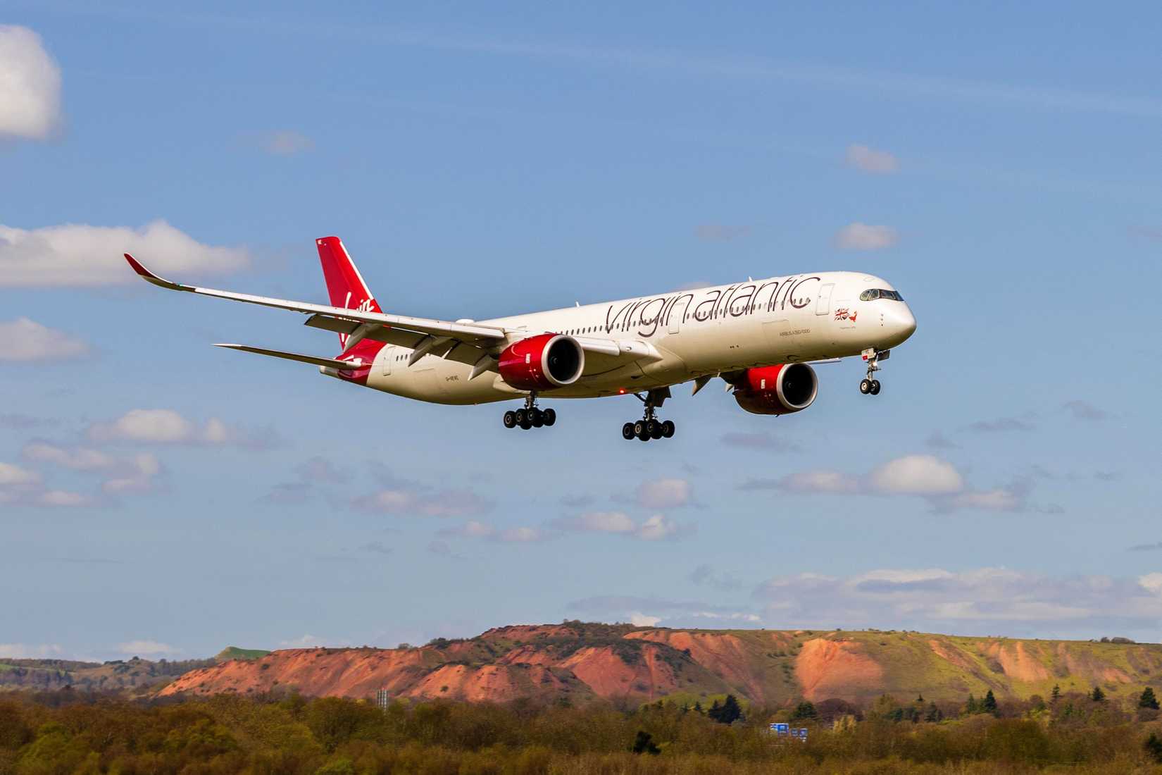 Virgin Atlantic A350-1000 landing